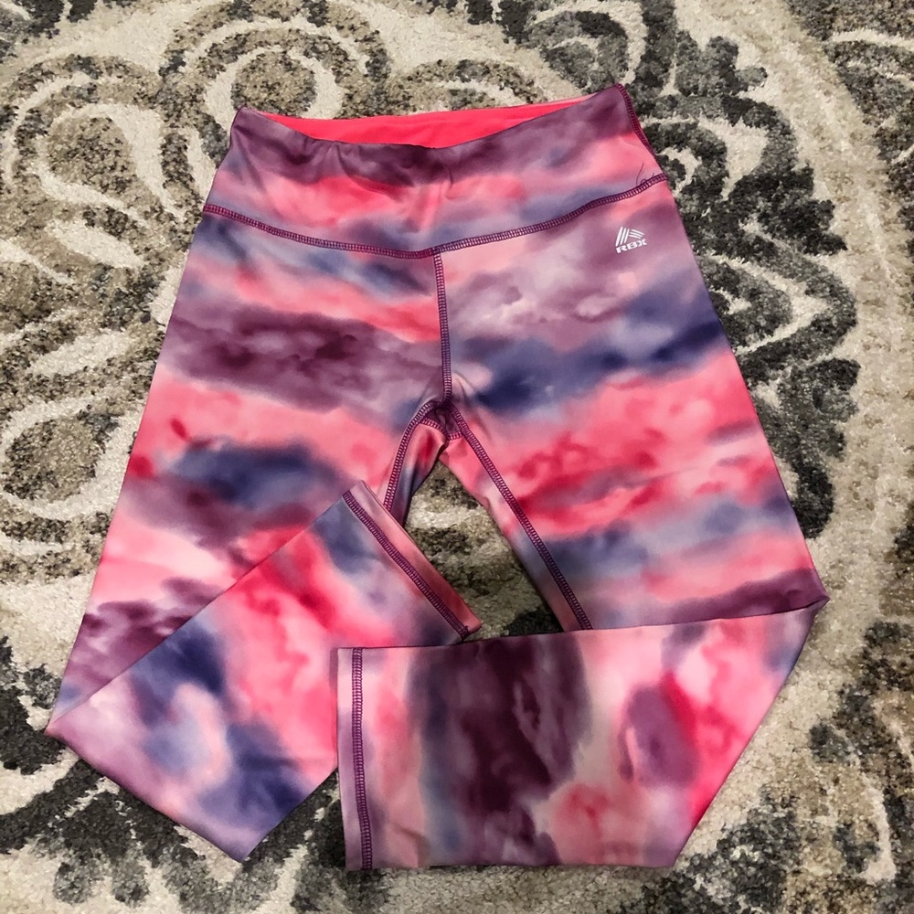 Workout leggings size small multicolor